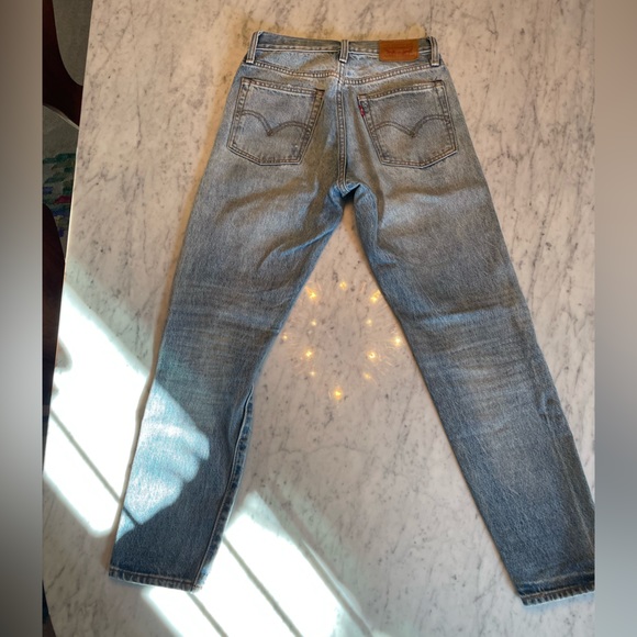 Levi Wedgie jeans - Picture 2 of 4